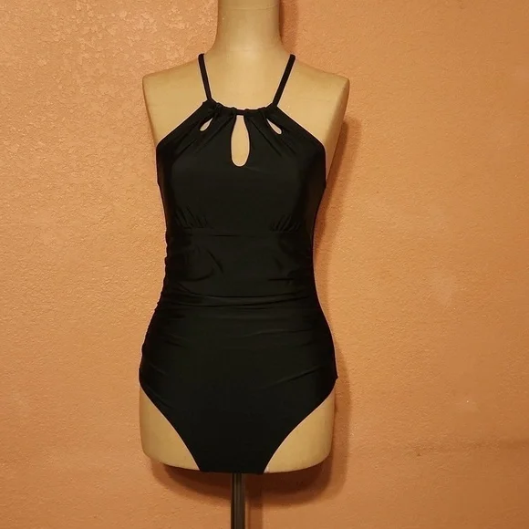 NEW Black swimsuit Classic vacation beach pool Travel Vacation Size small - Picture 4 of 8